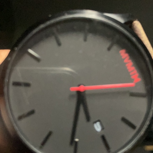 MVMT WATCH - Picture 3 of 3